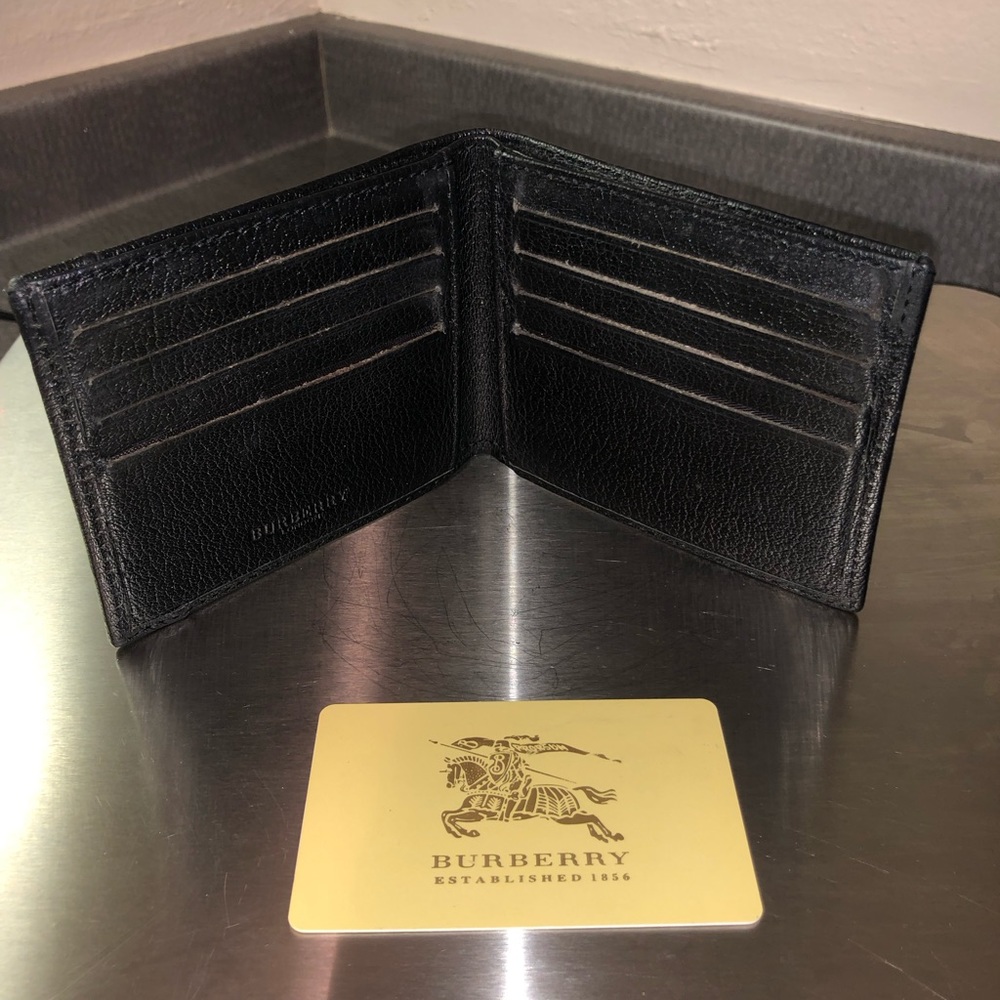 Burberry wallet